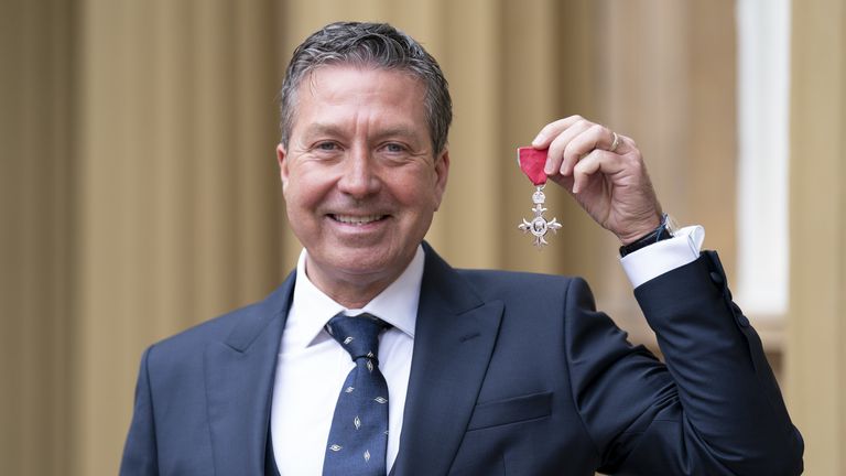 John Torode po jmenovaném členu Řádu Britské říše v roce 2022. Obrázek: PA