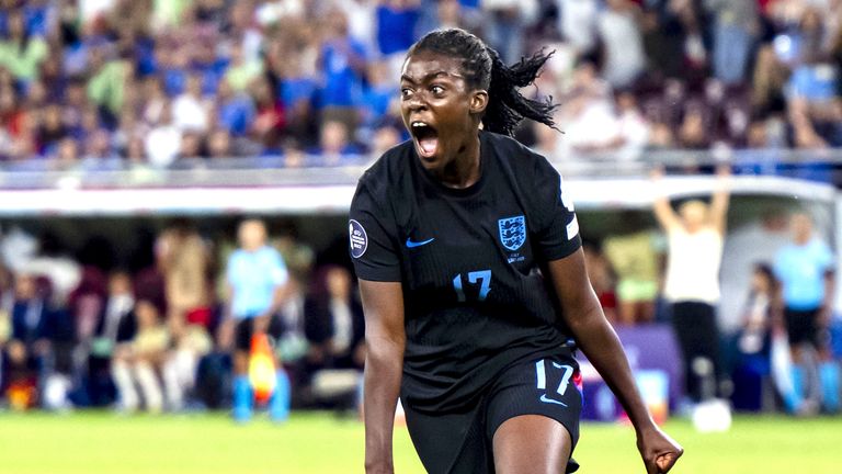 Michelle Agyemang slaví vstřelení úvodního cíle své strany.  Pic: Ap