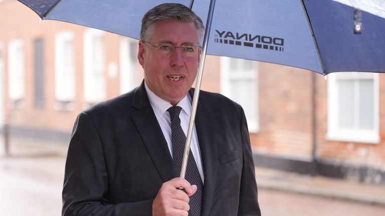 Sir Graham Brady se účastní pohřbu lorda Normana Tebbita v katedrále St Edmundsbury v Bury St Edmunds. Bývalý ministr kabinetu zemřel