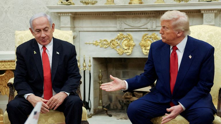 Izraelský premiér Benjamin Netanyahu vlevo s americkým prezidentem Donaldem Trumpem. Pic: Reuters