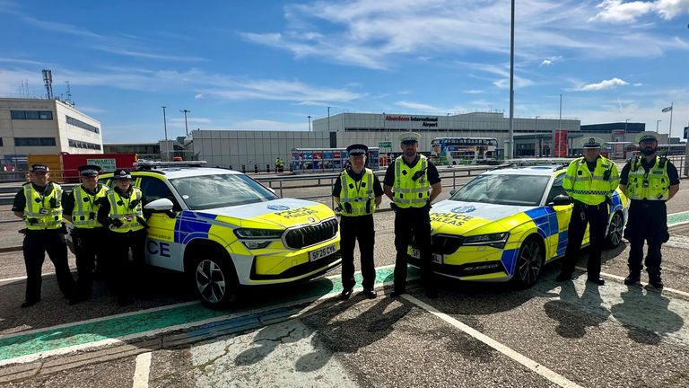 Operace Safe Landing byla spuštěna na mezinárodním letišti Aberdeen. Obrázek: Policejní Skotsko
