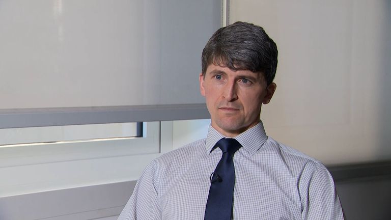 Alex Johnson, specializovaný státní zástupce pro CPS