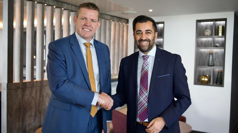 Rhun ap Iorwerth s vůdcem SNP a skotským prvním ministrem Humza Yousaf. Pic: SNP