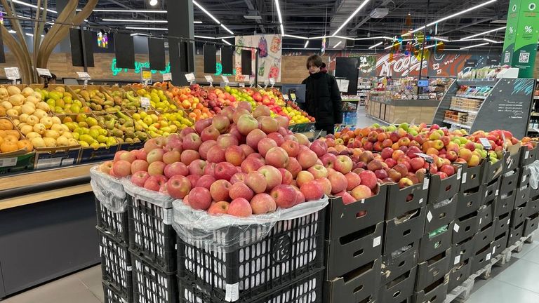 Severokorejská jablka v prodeji v Rusku. Pic: Danil Biryukov / Dvhab.ru
