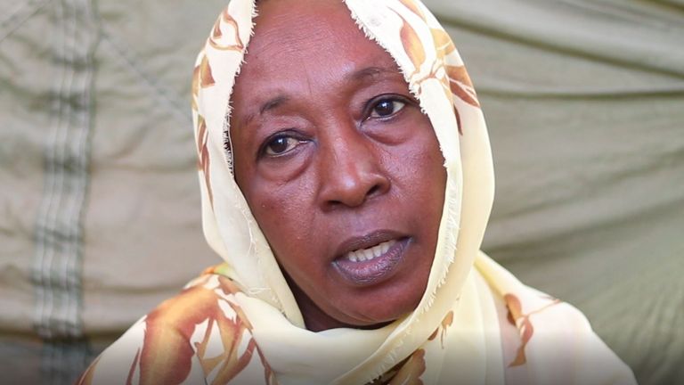 Vysídlená matka Fatma Yaqoub v Al Fashir