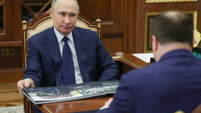 Vladimir Putin se zdráhal setkat se s ukrajinským protějškem. Pic: Sputnik/Reuters