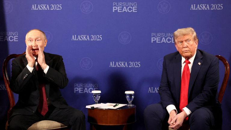 Pic: Reuters/ Kevin Lamarque