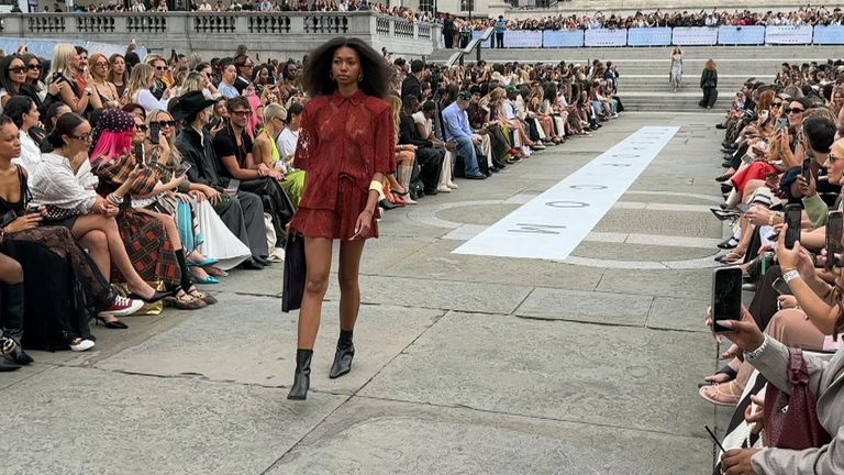 Relaunch topshopu byl představen na Trafalgarském náměstí