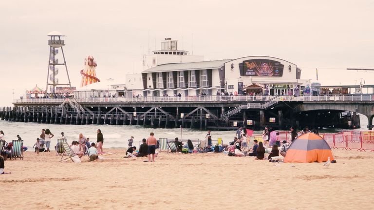 Bournemouth je oblíbená turistická destinace