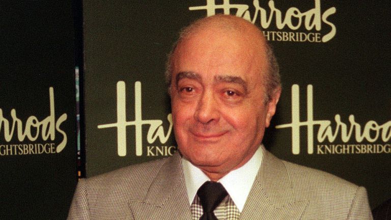 Mohammed Al Fayed byl majitelem Harrodse. Pic: Pa