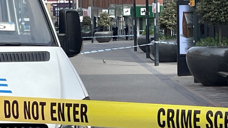 K útoku došlo v pobočce Lloyds Bank v Derby City Center. Pic: Pa