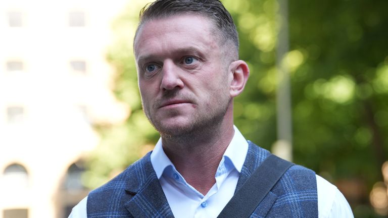 Tommy Robinson byl uvězněn poté, co porušil rozkaz, který mu zakazoval opakování falešných obvinění. Soubor pic: PA