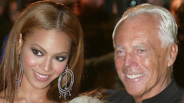 Se zpěvákem Beyonce v roce 2003. Obrázek: Reuters