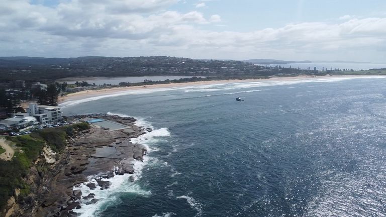 V blízkosti scény útoku byly nasazeny drony a vrtulník u pobřeží Sydney v Austrálii. Pic: Robert Joodatat/Instagram @ramin3m/via agentury agentury