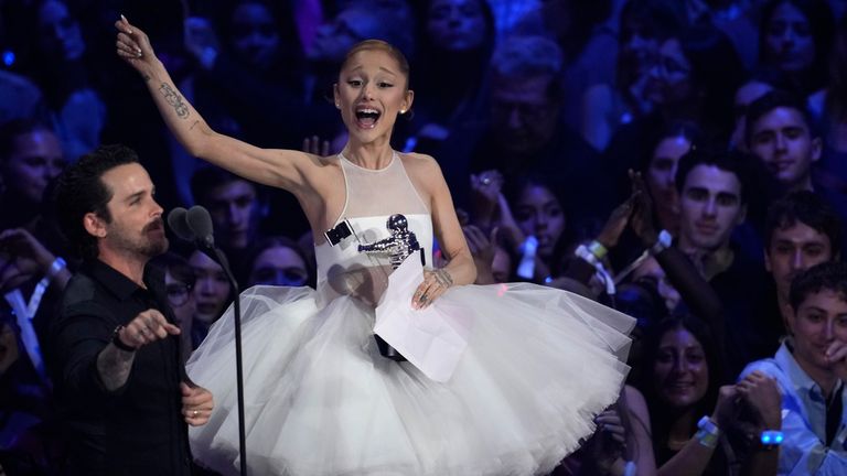 Ariana Grande vyhrává video roku Obrázek: AP