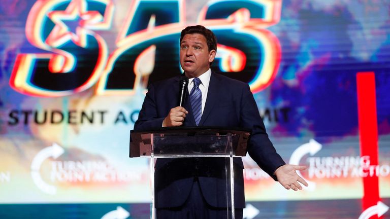Republikánský guvernér Floridy Ron DeSantis na akci TPUSA v Tampě v roce 2022. Obrázek: Reuters