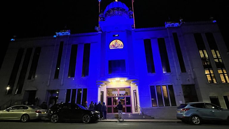 Vedoucí víry a komunity organizovali setkání v chrámu Sikh