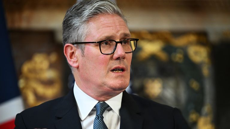 Očekává se, že Sir Keir Starmer toto oznámení doručí v neděli. Pic: Pa