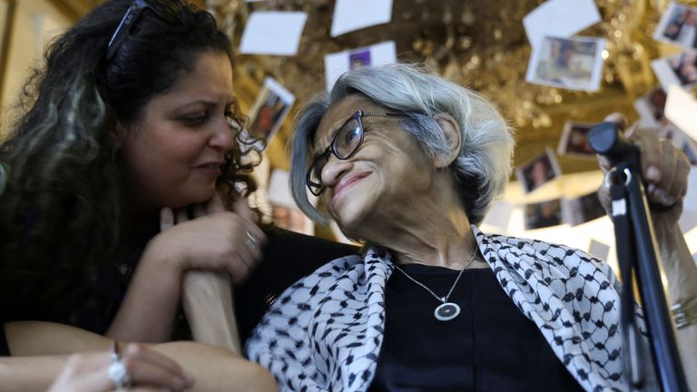 Matka aktivisty ztratila 35 kg během jejího posledního hladu. Pic: Reuters