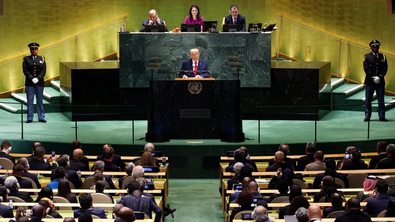 Trump oslovuje Valné shromáždění OSN v New Yorku. Pic: Reuters
