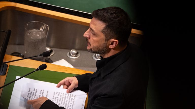 Prezident Zelenskyy se zabývá Valným shromážděním OSN. Pic: Ap
