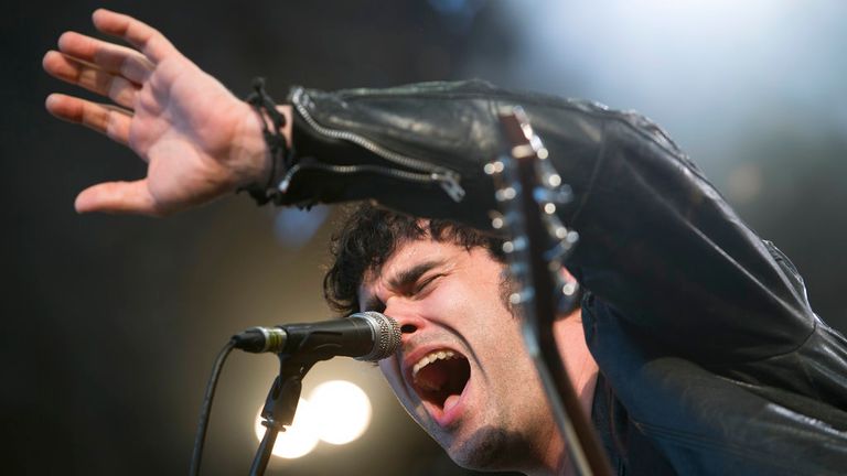Peter Hayes, hlavní zpěvák Black Rebel Motorcycle Club. Pic: Ap