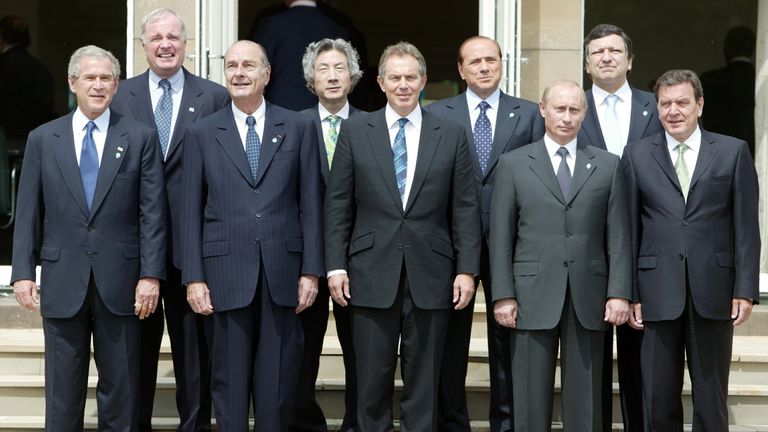 Vůdci G8 představují fotografii na konci summitu 2005 v Gleneagles ve Skotsku. Soubor Pic: Reuters