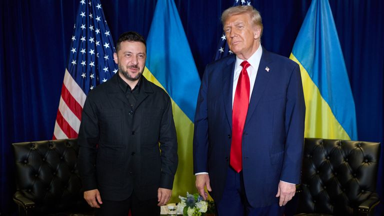 Ukrajina zůstává naděje, že přesvědčí USA, aby ji nechaly používat rakety s dlouhým doletem. Obrázek: Prezidentský úřad Ukrajiny/AP