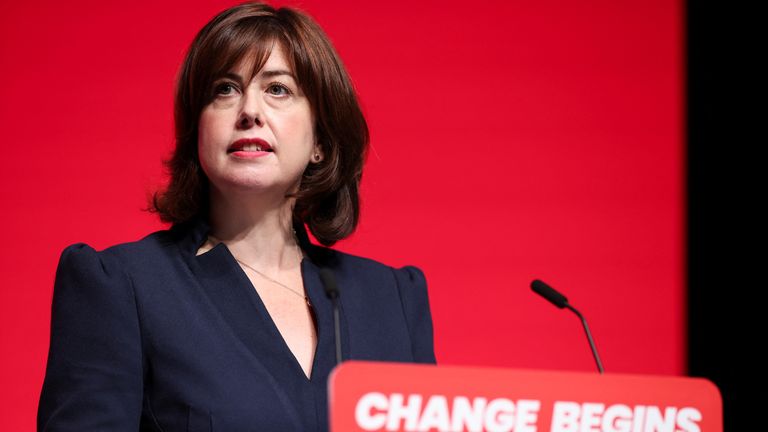 Phillipsonův zástupce vedení soupeře Lucy Powell. Pic: Reuters