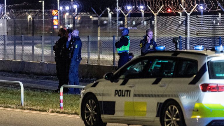 Lety byly také zastaveny na letišti v Kodani. Pic: Reuters