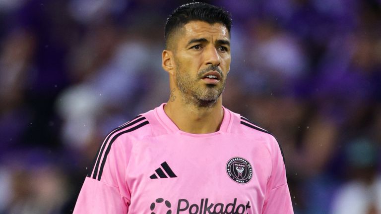 Suarez má na hřišti historii špatného chování. Soubor Pic: Reuters/Nathan Ray S