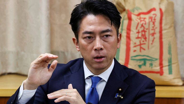 Shigeru Ishiba rezignoval po setkání s kolegou Shinjiro Koizumi v sobotu. Soubor Pic: Reuters