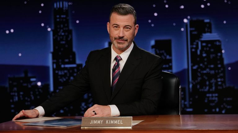 Jimmy Kimmel hostuje svou pozdní noční show. Pic: Ap