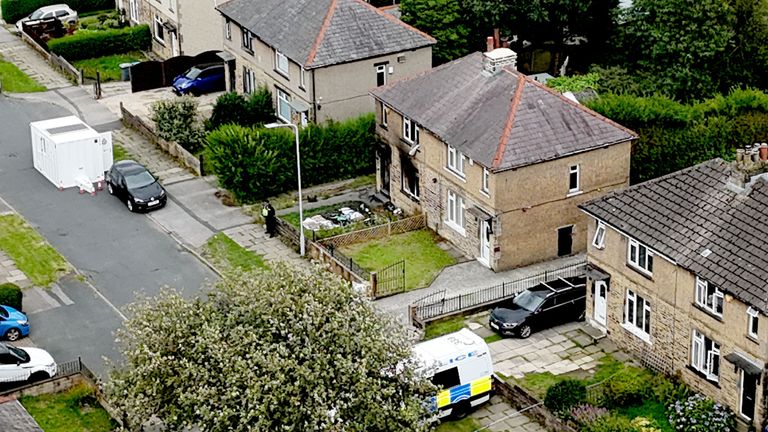 Dům na Westbury Road, Bradford, kde se konal oheň. Pic: Pa