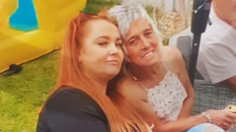 Jodie Sheeran se svou matkou Angelou