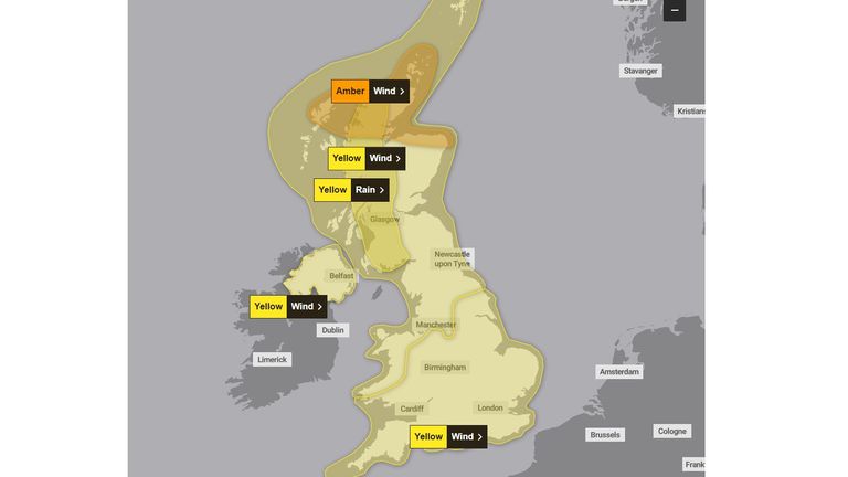 Na sobotu byla vydána varování o počasí pokrývající celé Spojené království. Pic: Met Office