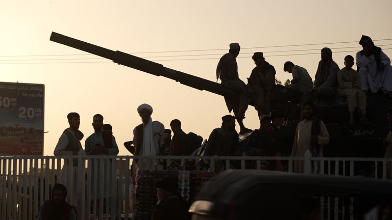 Afghánci deportovali z Íránu poprvé přesunout do města Herat