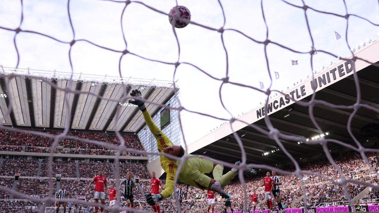 V roce 2021 existovaly obavy o lidská práva o převzetí Newcastle United konsorciem vedenou