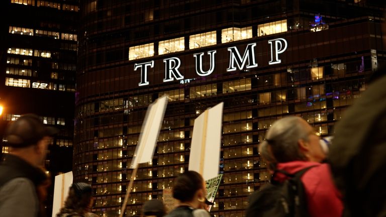Trump International Hotel and Tower v Chicagu 