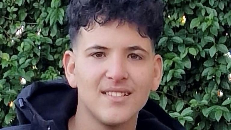 Ahmad Al Ibrahim, 16, byl bodnut k smrti. Pic: PA/West Yorkshire Police