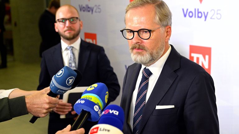 Český premiér Petr Fiala v televizní debatě v Praze Pic: AP